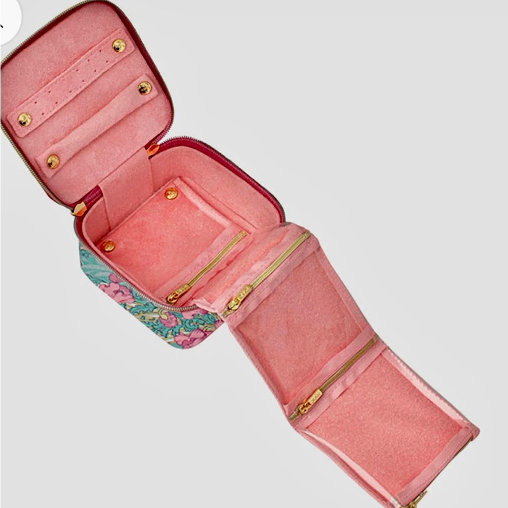 New!🩷Sundance/Liberty Jewelry Cube “Clementina”Retail $60